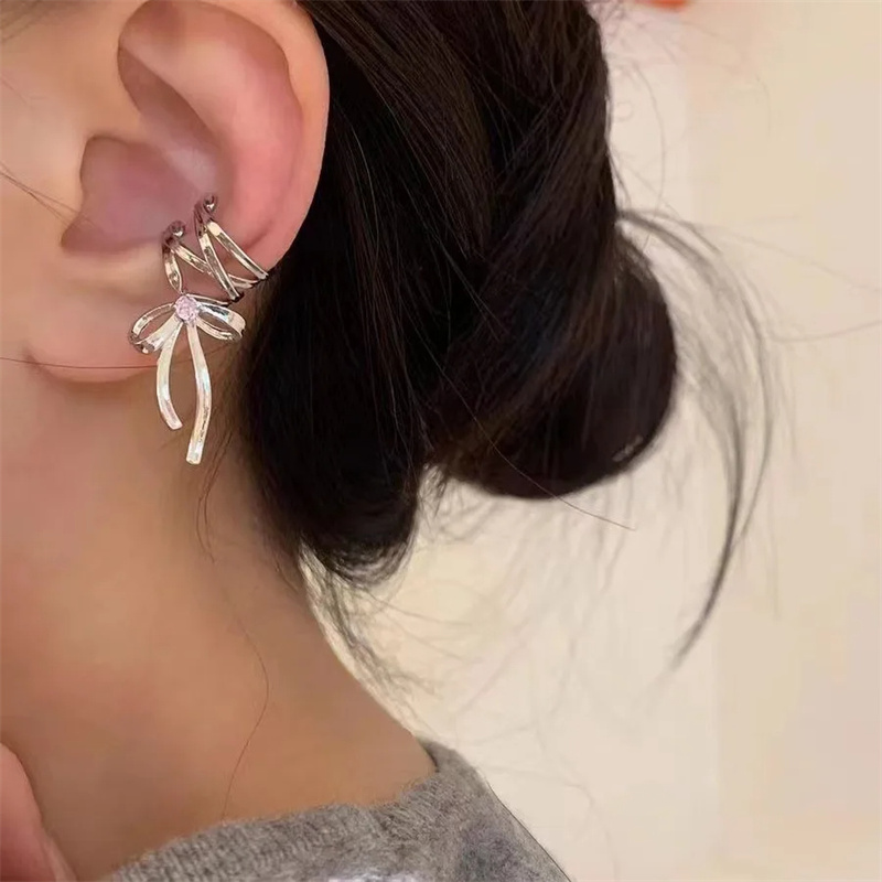 New Fashion Jewelry, Stylish Elegant Ear Clips (One Left Ear)