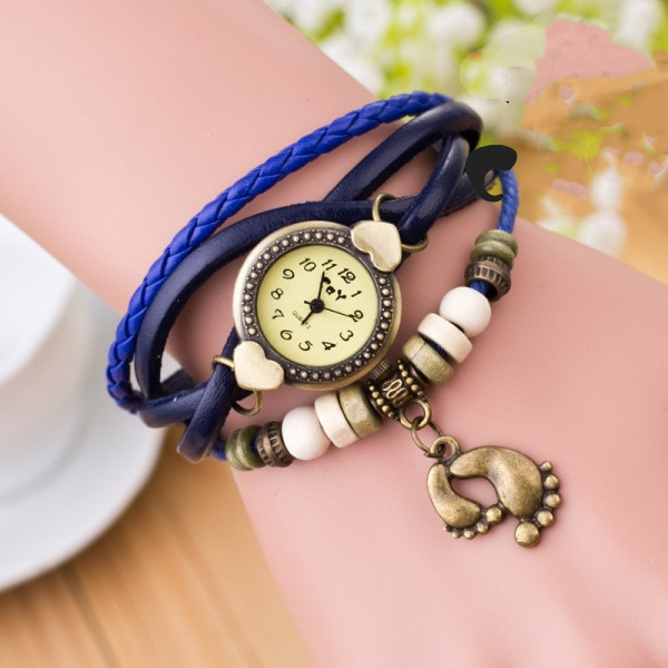 Women's Watch with Bracelet in an Elegant Design (Blue)