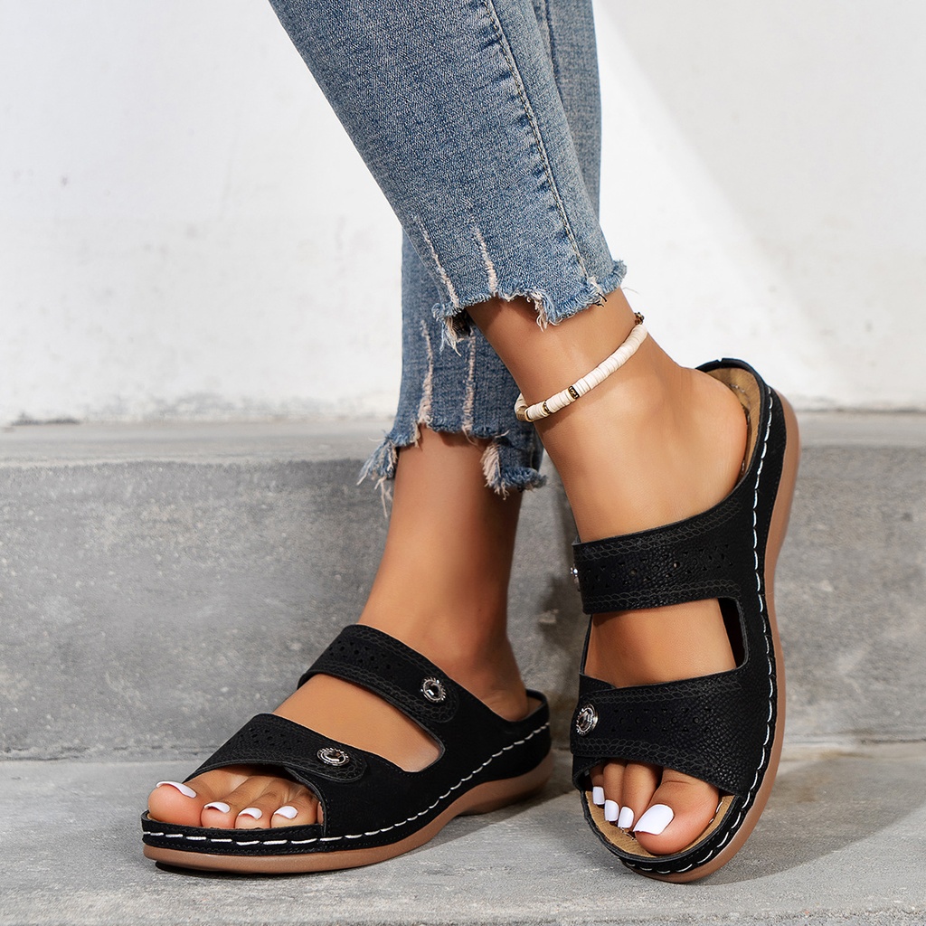 Plus Size Retro Round Toe Wedge Comfortable Slippers (35, Black)