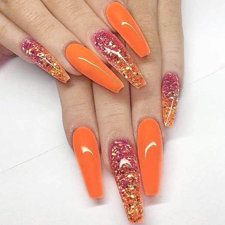 Long Coffin/Ballet Nails with Water Droplet Accents (1)